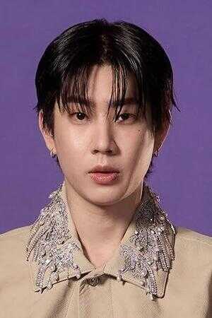 Off Jumpol Adulkittiporn